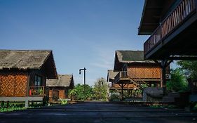 Gemalai Village 3*